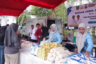 Bazar Hari Bhayangkara di Tabalong, Bapok DKUPP Ludes Diserbu Warga