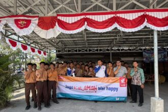 Siswa SMKS Syuhada Belajar Safety Riding Honda