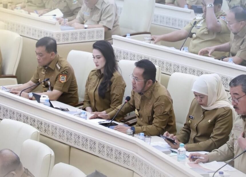 Gubernur Harum