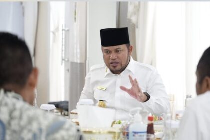 Gubernur Rudy Mas’ud
