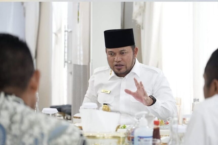 Gubernur Rudy Mas’ud