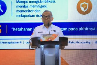 Wamenaker Tekankan Kompetensi SDM dalam Pengelolaan Risiko Microbanking