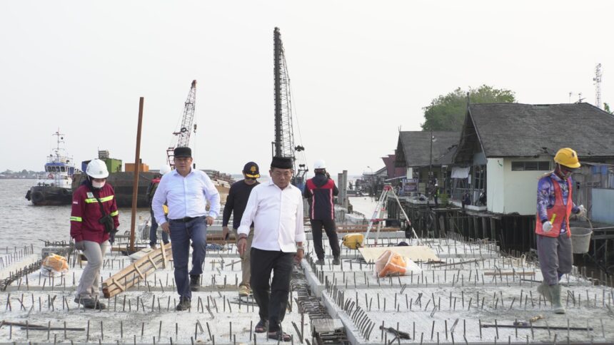 Safari Jumat ke Palangkau Lama, Bupati Kapuas Soroti Akses Jalan dan Pemerataan Pembangunan