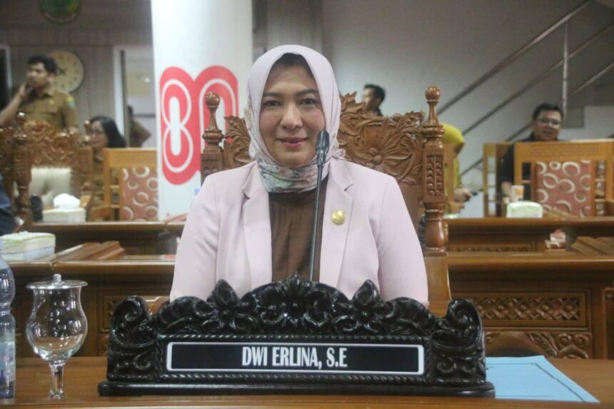 Dwi Erlina Ajak Masyarakat Pulang Pisau Tingkatkan Kepedulian terhadap Kebersihan Lingkungan