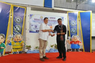 Indomobil Foton Serahkan Mobil Listrik ke Politeknik Cristo Re untuk Media Pembelajaran