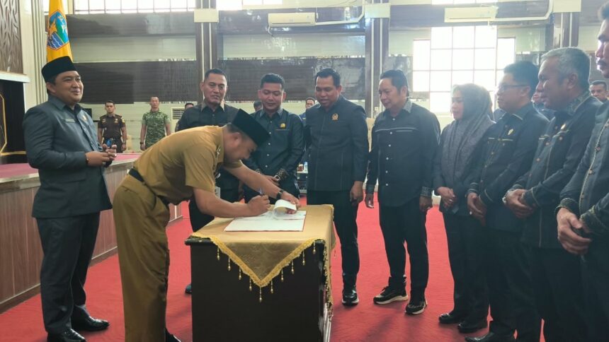Bupati Kotabaru Setujui Dua Raperda