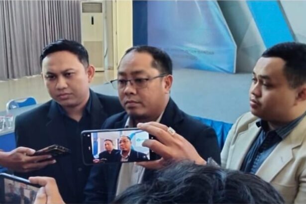 Ahmad Mujahid Zarkasi SH, MA, C.P.L dari kantor hukum AMZ & Associates Banjarmasin, kuasa hukum Jamhuri.