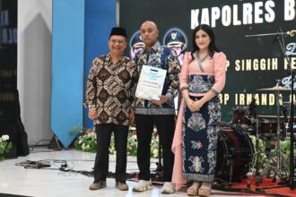 DPRD Barito Utara Apresiasi Pengabdian AKBP Singgih Fibiyanto dalam Acara Kenal Pamit Kapolres
